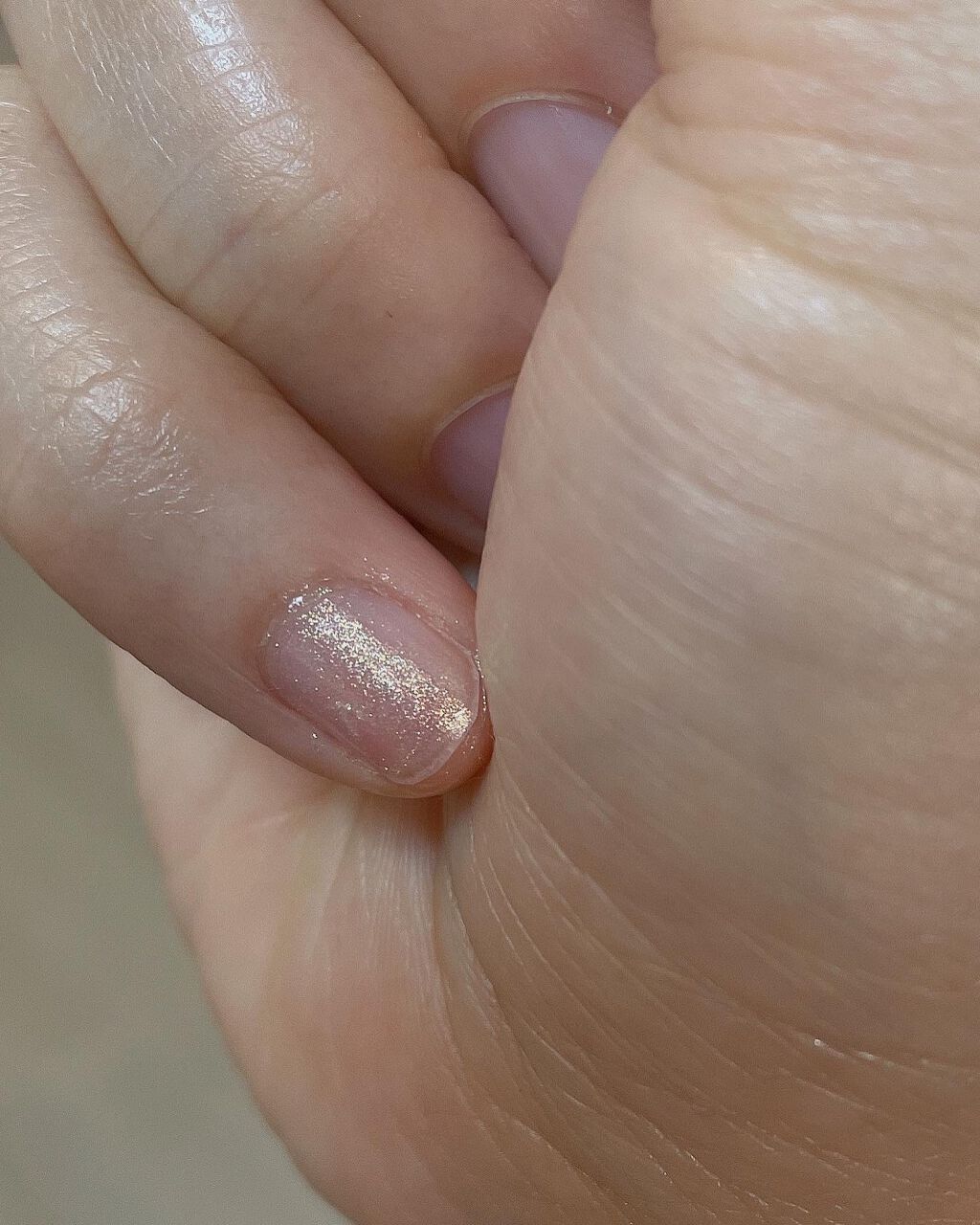 ちゃま on LIPS 「ビューティワールド様のオーロラグラスパウダー使ってます💅✨✳︎..」(3枚目)