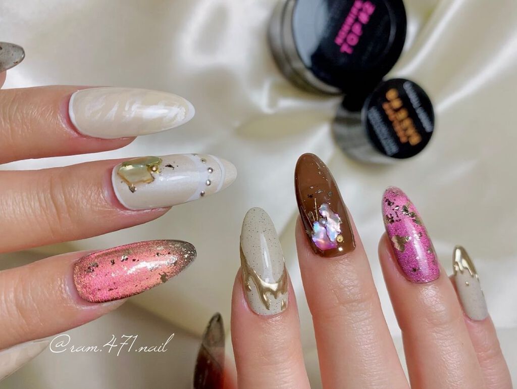 きまぐれキャット キャッツアイ/きまぐれキャット/ジェルネイルを使ったクチコミ(5枚目)