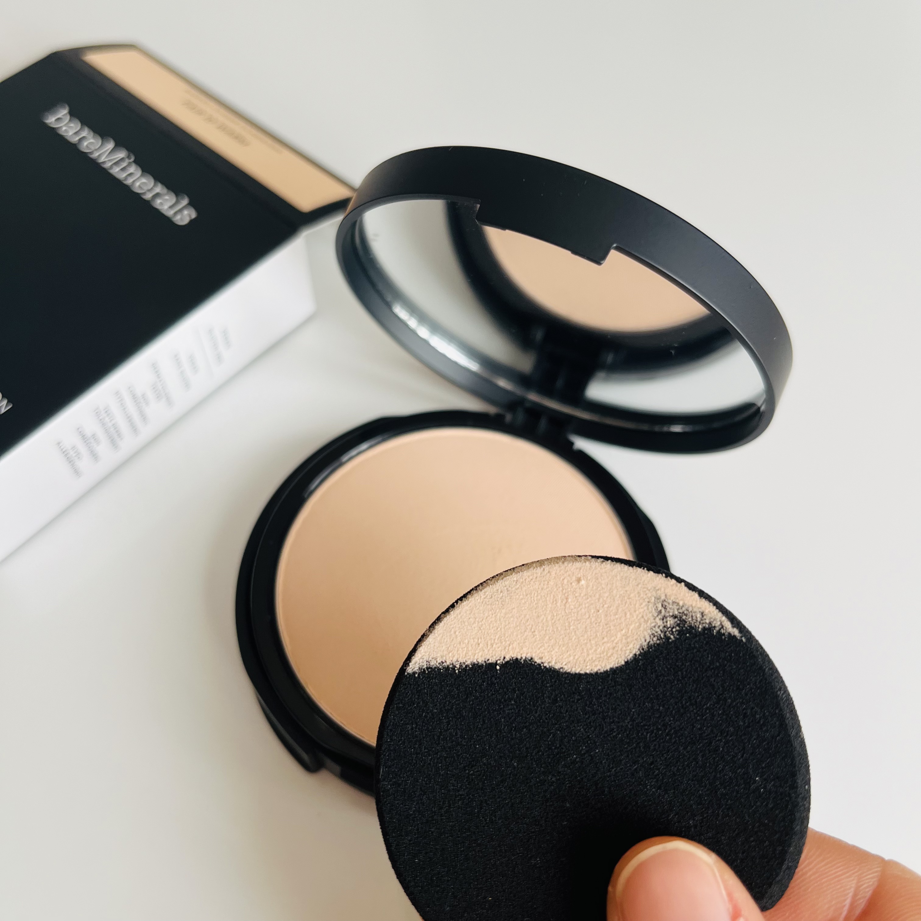 ベアプロ 16HR パウダー ファンデーション/bareMinerals/パウダーファンデーションを使ったクチコミ（3枚目）