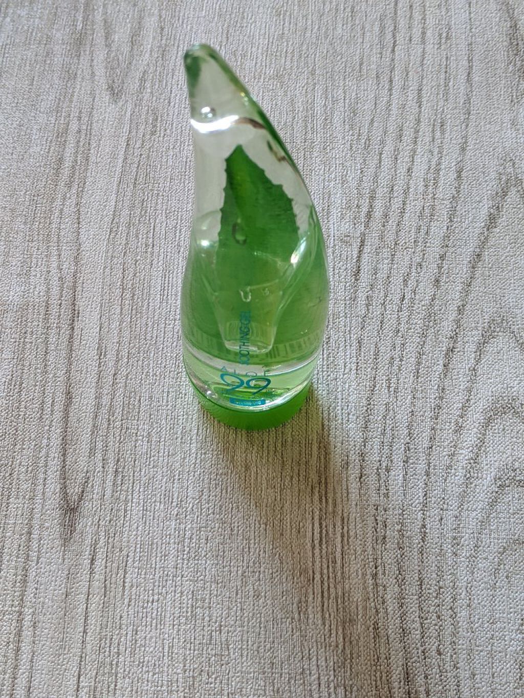 アロエ99％ スージングジェル/HOLIKA HOLIKA/ボディローションを使ったクチコミ（3枚目）