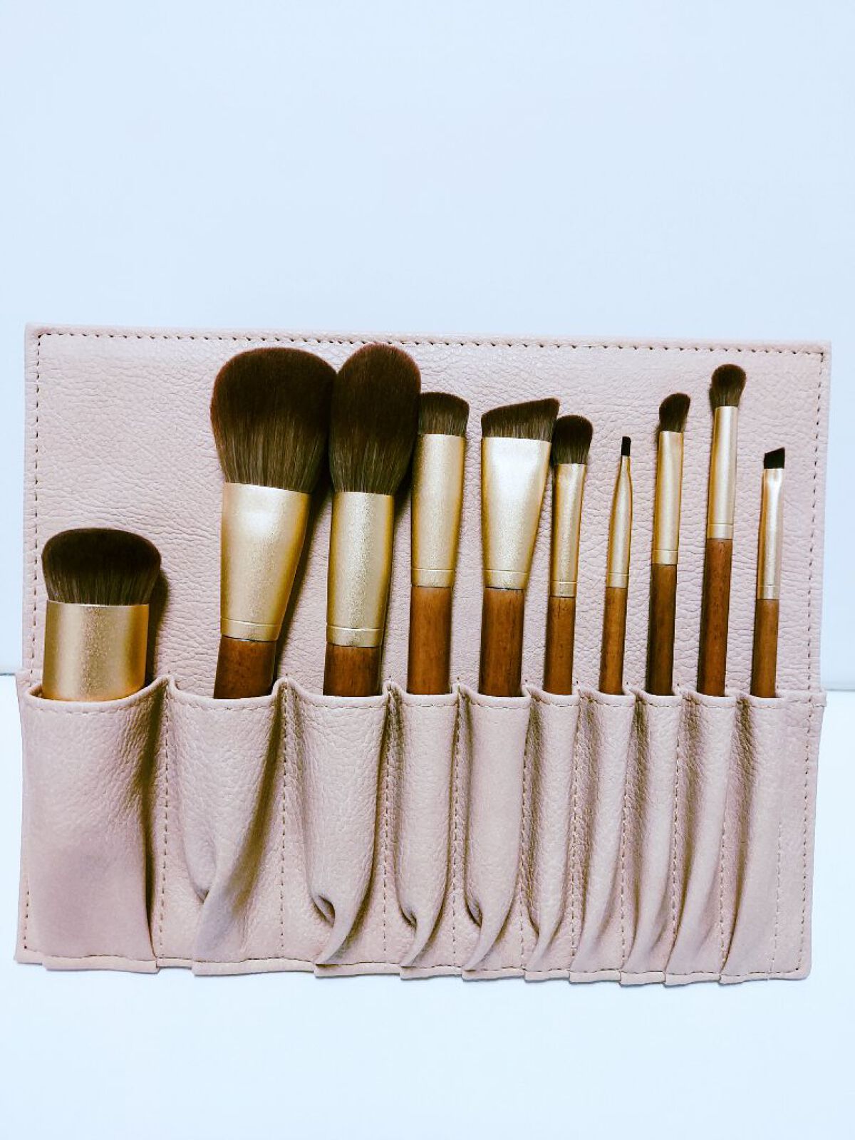 SIXPLUS X MARILYN 10本メイクアップブラシセット/SIXPLUS/メイクブラシを使ったクチコミ（1枚目）