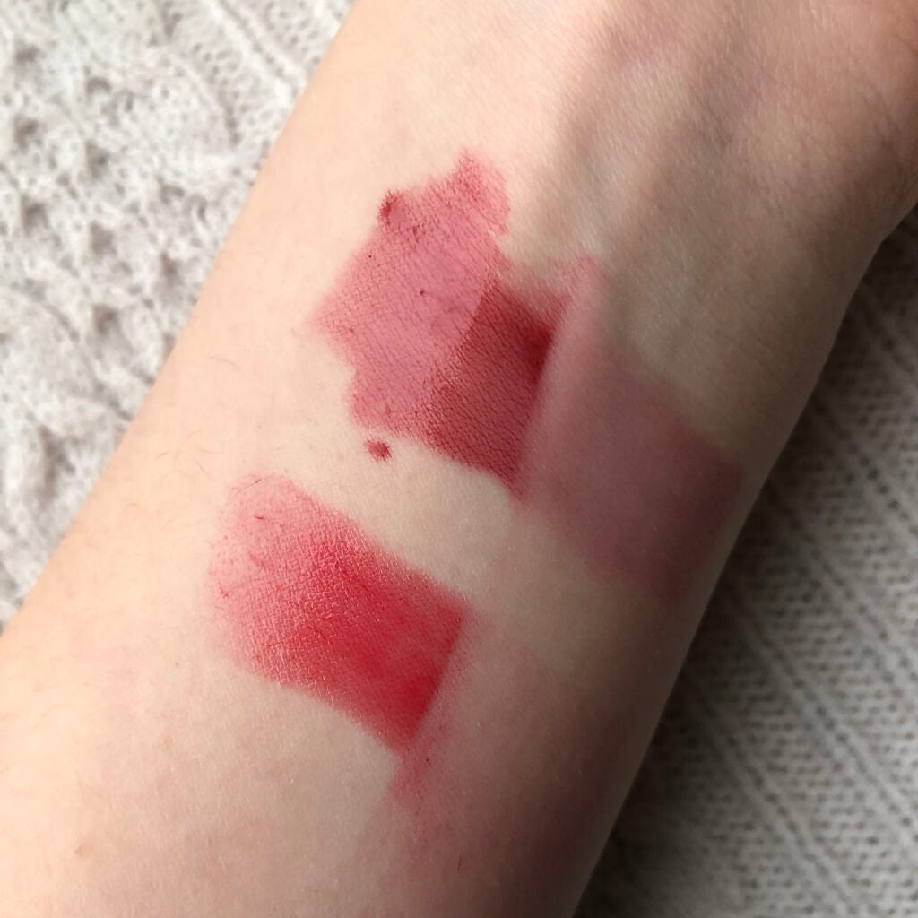 ラスティンググロスリップ/CEZANNE/口紅を使ったクチコミ(3枚目)