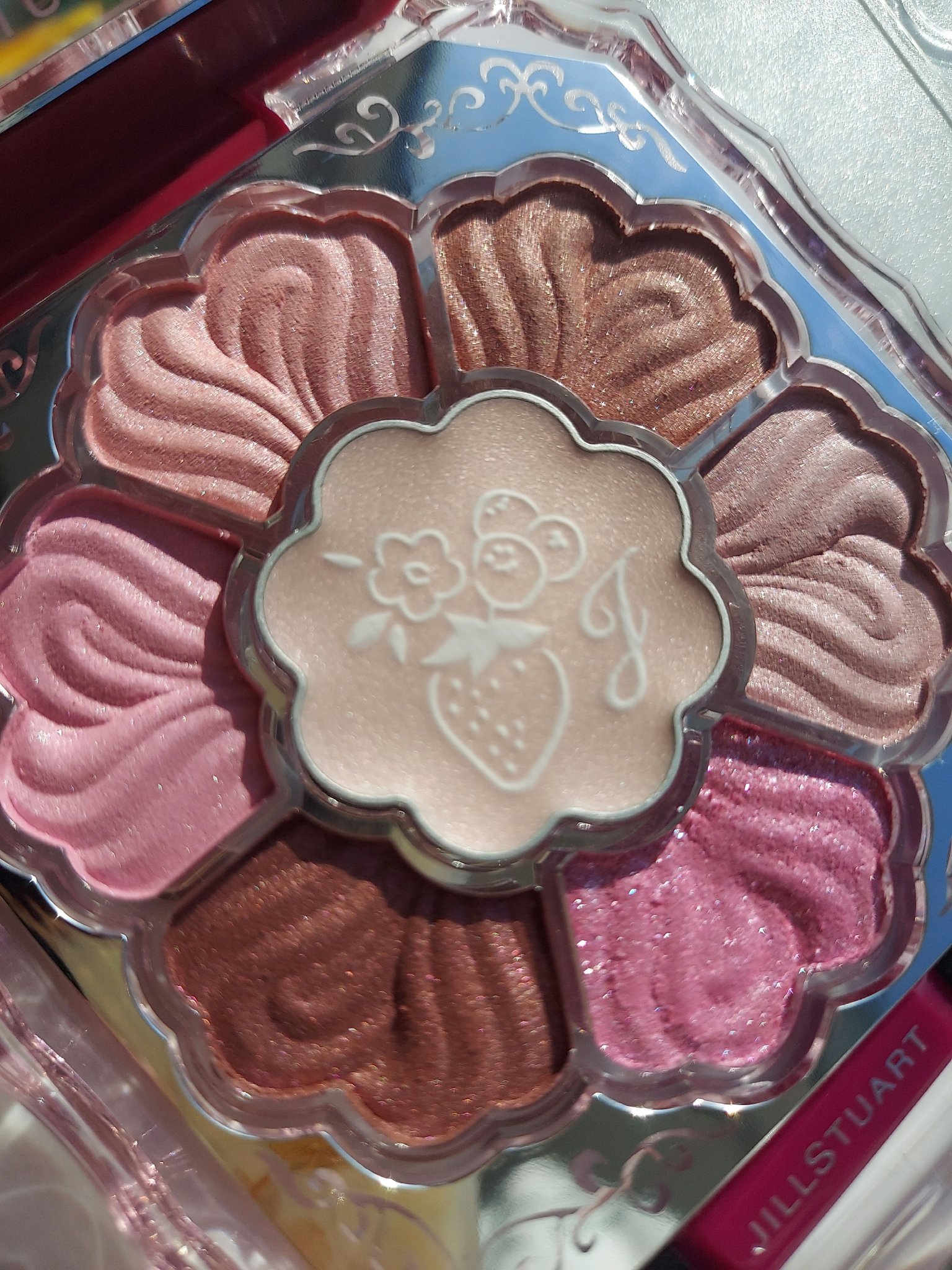 ジルスチュアート ブルームクチュール アイズ/JILL STUART/アイシャドウパレットを使ったクチコミ（1枚目）