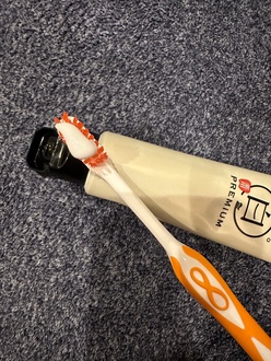 歯磨き堂 薬用ホワイトニングペースト プレミアム/歯磨き堂/歯磨き粉を使ったクチコミ（3枚目）