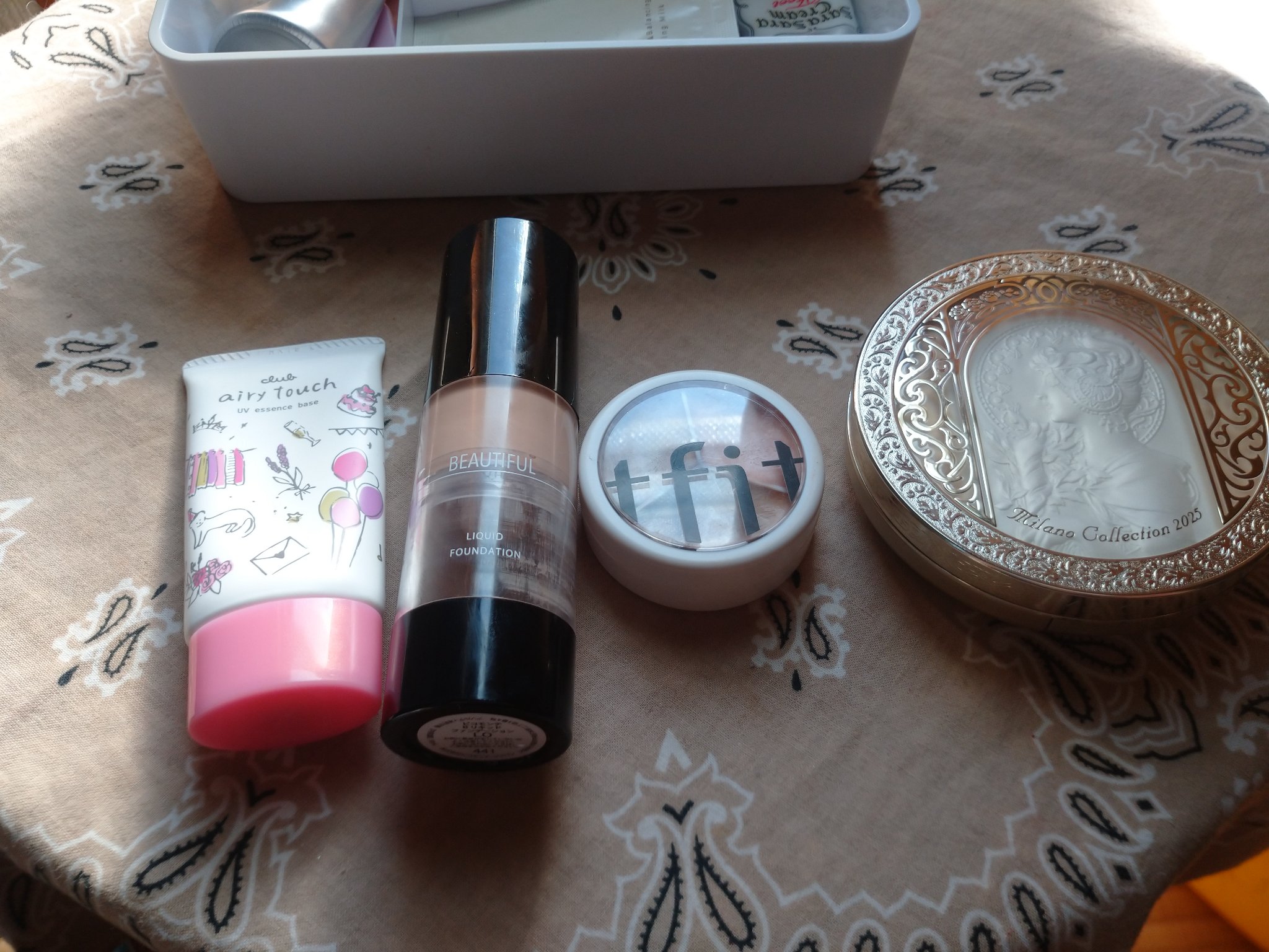 エアリータッチ UVエッセンスベース/クラブ/化粧下地を使ったクチコミ（1枚目）