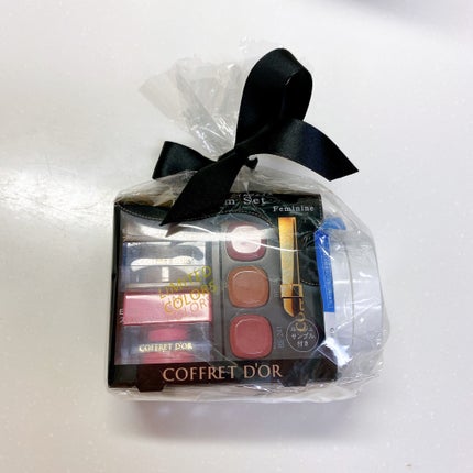 プレイフルカラー アイ&フェイス ホリデーコレクションb/コフレドール/メイクアップキットを使ったクチコミ(4枚目)