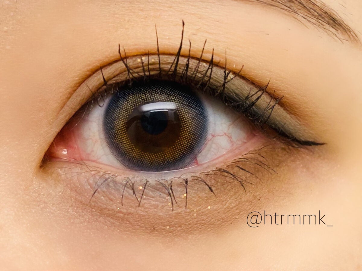 プリズム パウダーアイカラー/リンメル ロンドン/単色アイシャドウを使ったクチコミ(3枚目)