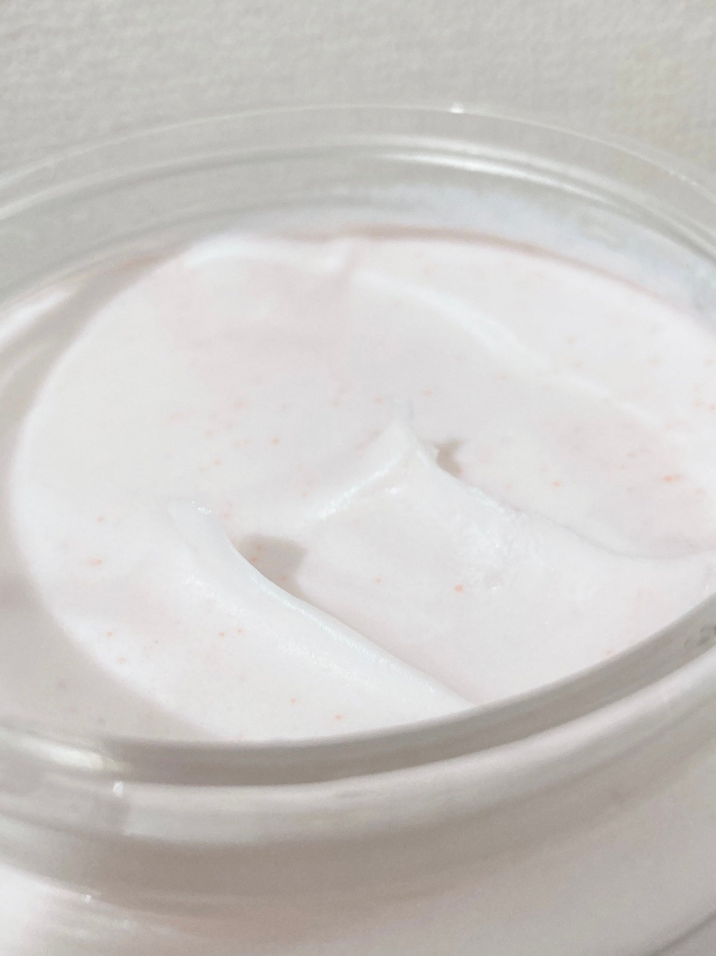 ダヴ ふわとろ クリーミースクラブ サクラ&ムスク/ダヴ/ボディスクラブを使ったクチコミ(2枚目)