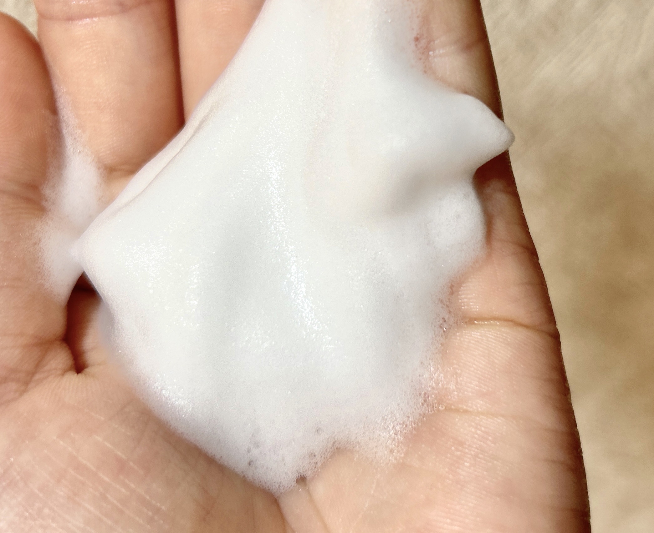 薬用泡のふんわり洗顔 140ml(つめかえ用)/スキンライフ/泡洗顔を使ったクチコミ（2枚目）