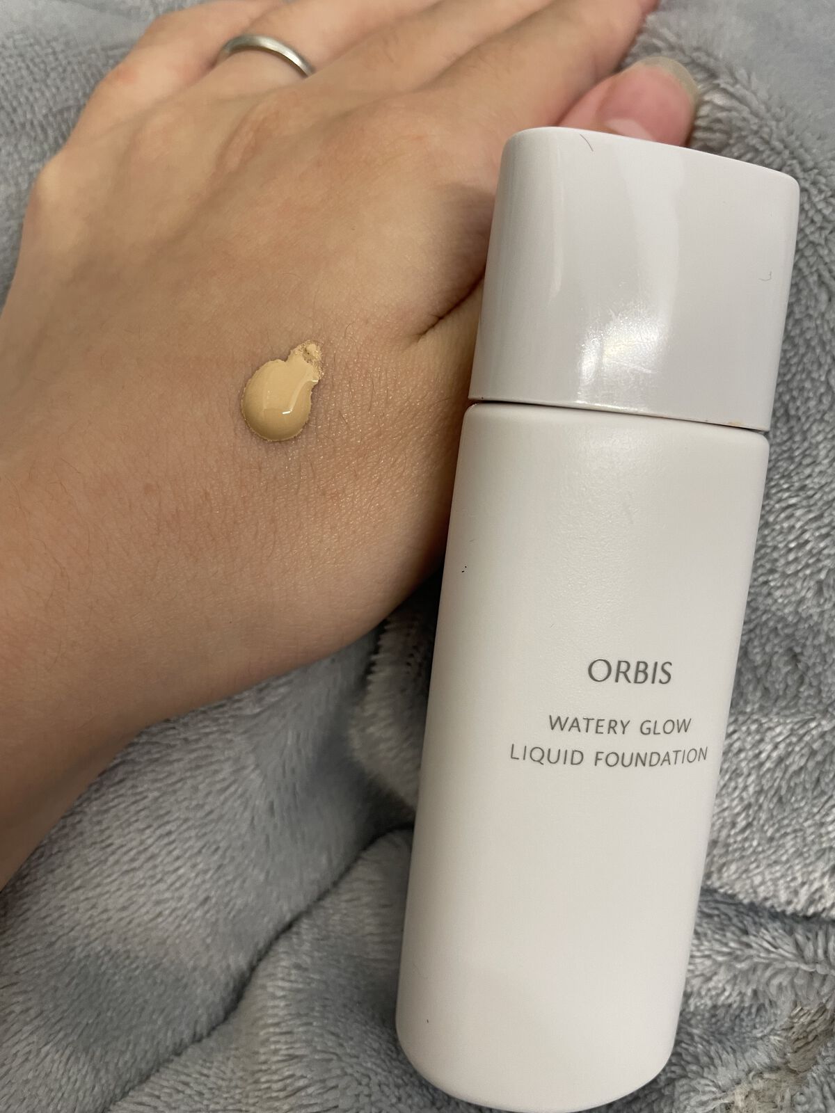 ウォータリーグロウリキッドファンデーション ナチュラル01/オルビス/リキッドファンデーションを使ったクチコミ（2枚目）