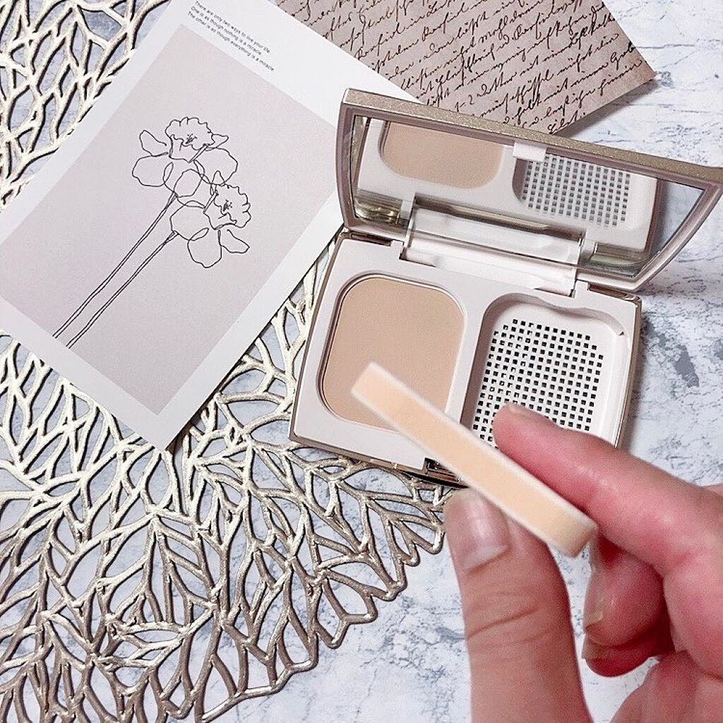 シルキー フィット/COVERMARK/パウダーファンデーションを使ったクチコミ（3枚目）