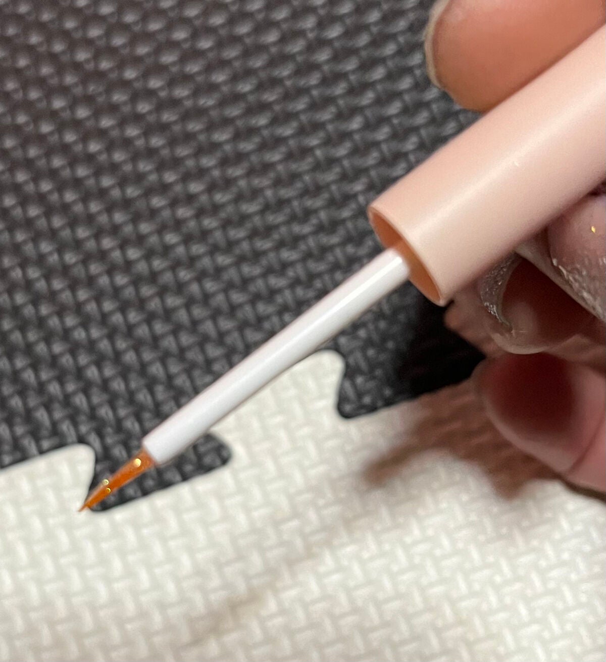 香菫 on LIPS 「⚠️閲覧注意⚠️kirei&coのグリッターライナー使ってみま..」(2枚目)