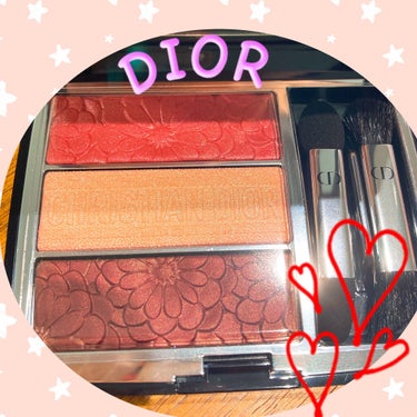 トリオ ブリック パレット＜ピュア グロウ＞ 663 トリプル ブルーム（生産終了）/Dior/パウダーアイシャドウを使ったクチコミ（2枚目）