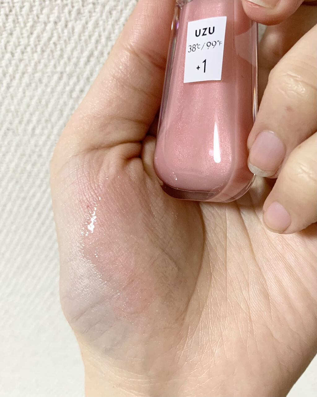38°C / 99°F リップトリートメント (リップ美容液) +1 SHEER-PINK/UZU BY FLOWFUSHI/リップケアを使ったクチコミ（2枚目）