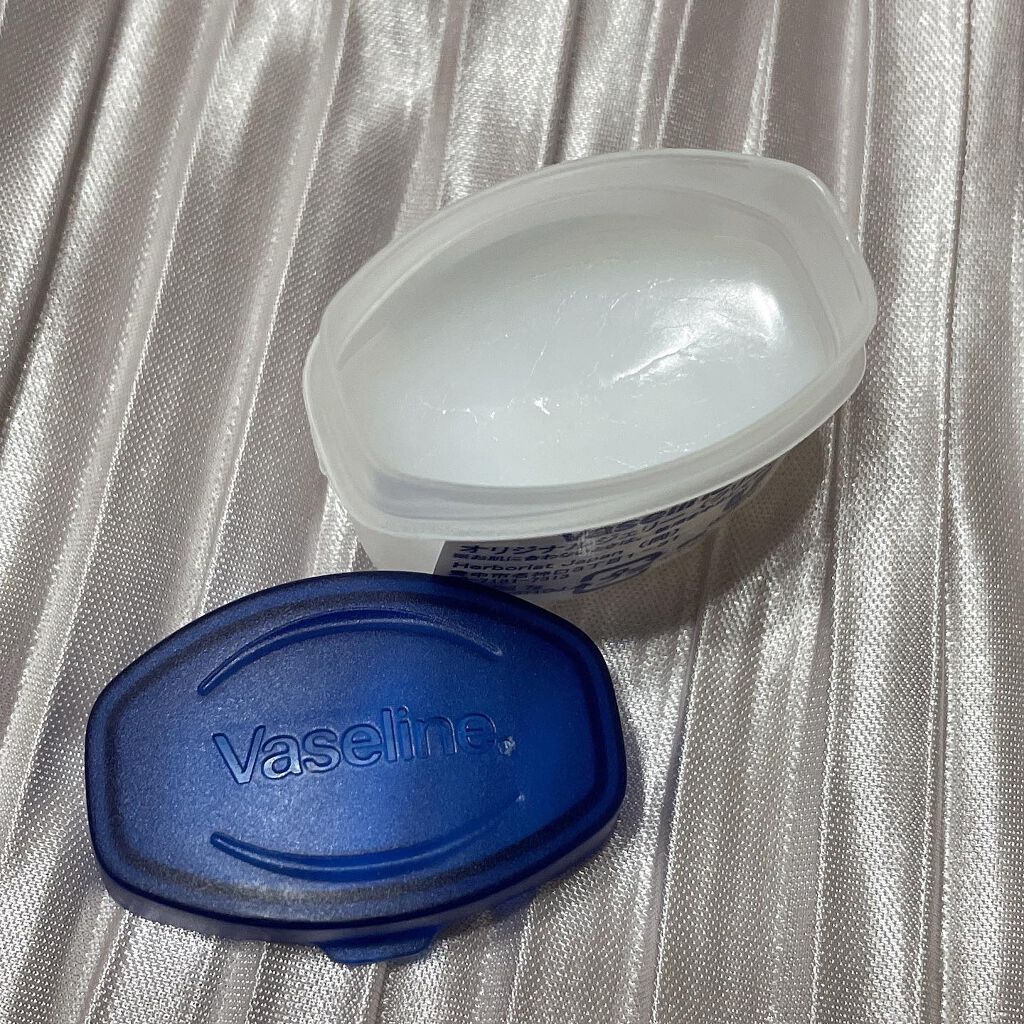 Vaseline ORIGINAL JELLY/キャンドゥ/リップバームを使ったクチコミ(3枚目)