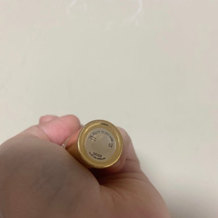 ハル on LIPS 「譲ってもらったリップたち。わたしにはかわいすぎる色味だなあ…。..」(3枚目)