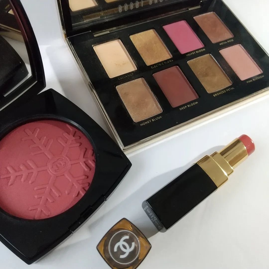 CHANEL アイシャドウ ルージュココ フラッシュ スモール アイシャドウ｜M・A・C他、3商品を使った口コミ - 廃盤