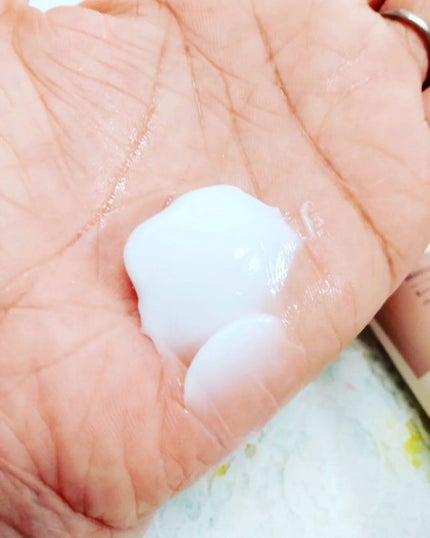 モイストアップ ジェル シャンプー/トリートメント/fuettarich (フエッタリッチ)/サロンシャンプーを使ったクチコミ(4枚目)