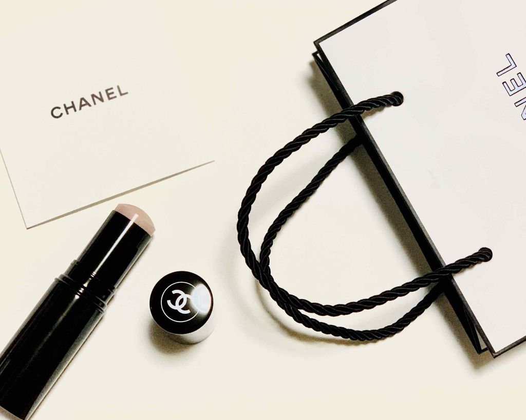 ボーム エサンシエル/CHANEL/スティックハイライトを使ったクチコミ(2枚目)