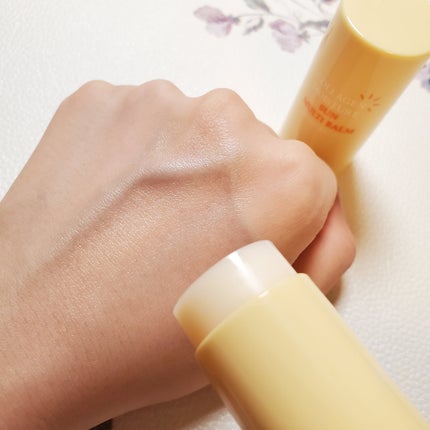 コラーゲンモイスチャーSUNマルチバーム/DERMASHARE/日焼け止めスティックを使ったクチコミ(4枚目)