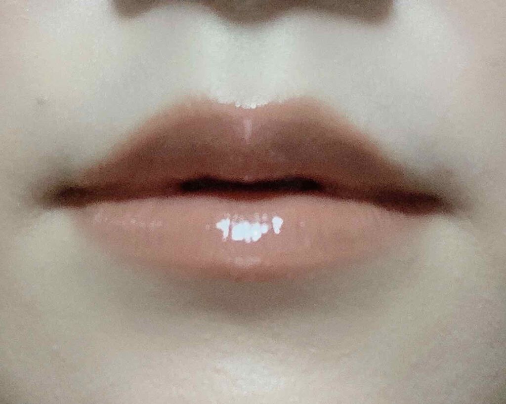LE RIOT LIP GLOSS/HAUS LABORATORIES/リップグロスを使ったクチコミ(2枚目)