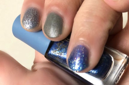 カラフルネイルズ/キャンメイク/マニキュアを使ったクチコミ(2枚目)