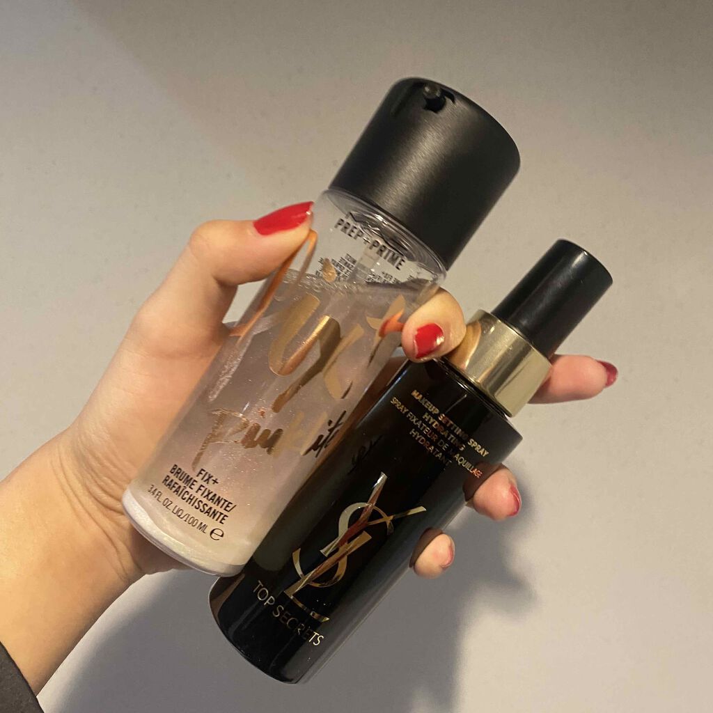 YVES SAINT LAURENT BEAUTE トップ シークレット セッティング グロウ スプレーのクチコミ「化粧崩れ防止スプレー🥰

マスクをつけることが多いから
化粧崩れ防止スプレーが大活躍🥰💗

わ.....」（1枚目）