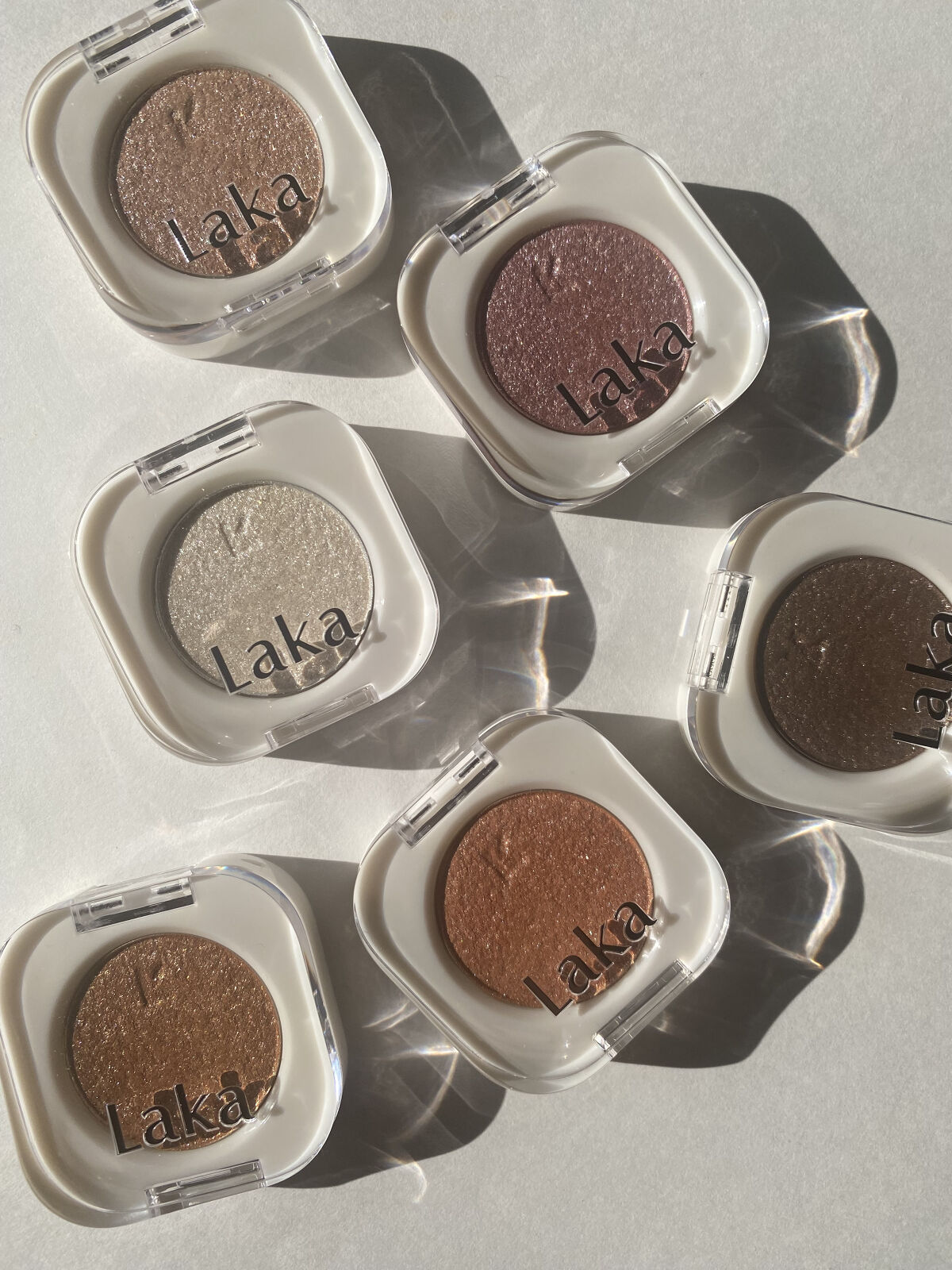 モノアイシャドウ/Laka/単色アイシャドウを使ったクチコミ（1枚目）