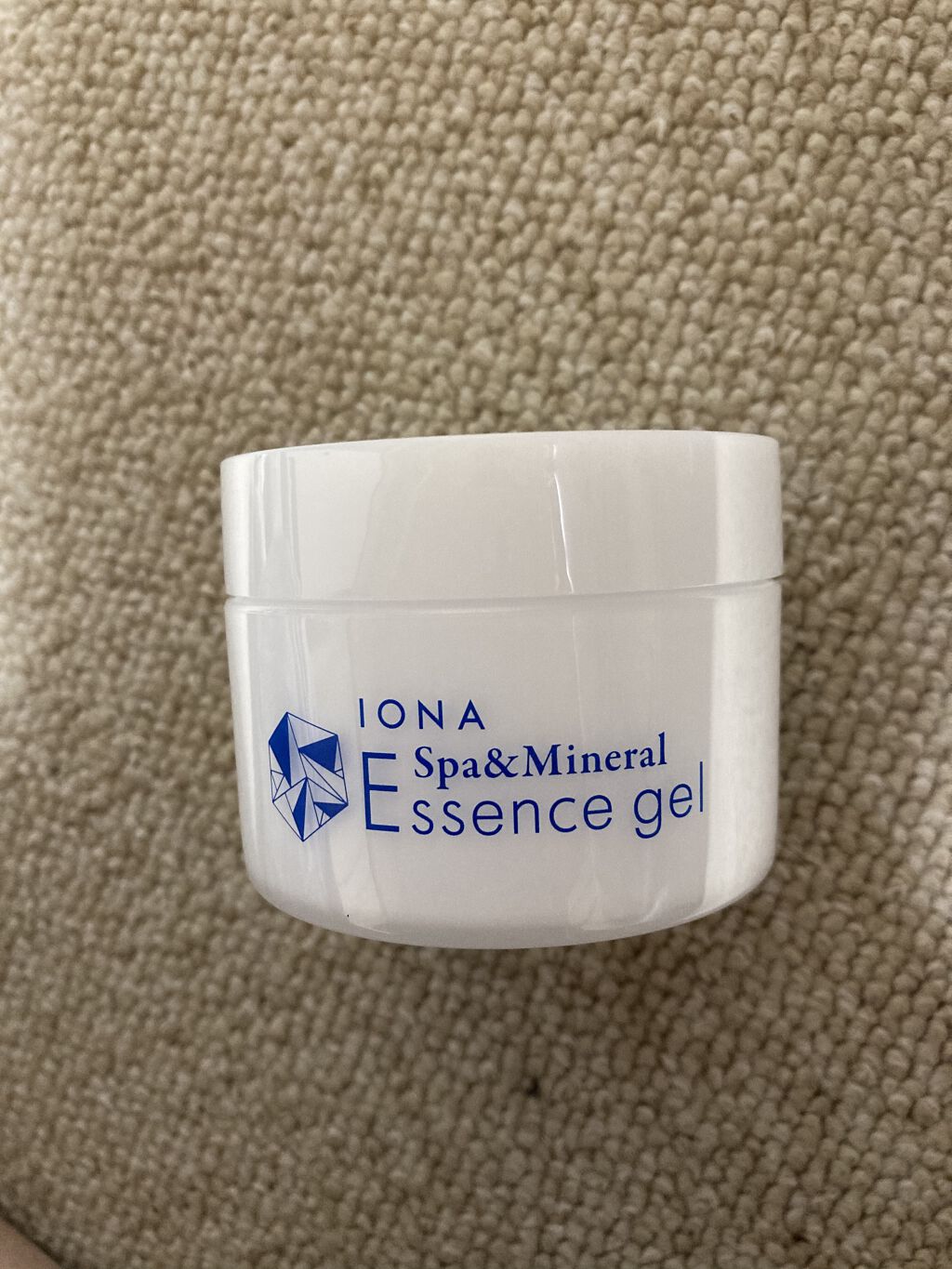 エッセンス ジェル/イオナ スパ＆ミネラル/オールインワン化粧品を使ったクチコミ（1枚目）