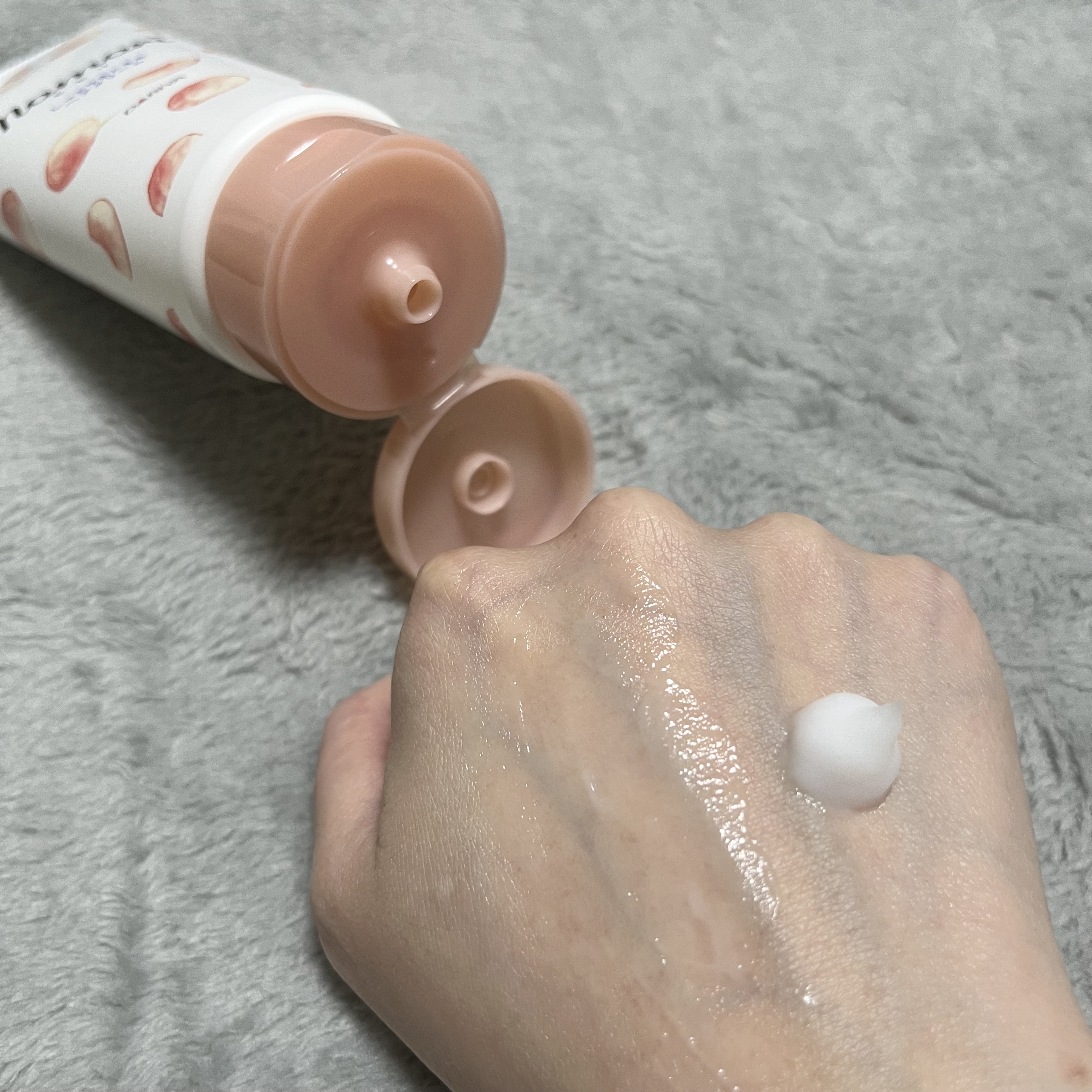 しっとりまとまるヘアクリーム /モモリ/ヘアミルクを使ったクチコミ（2枚目）