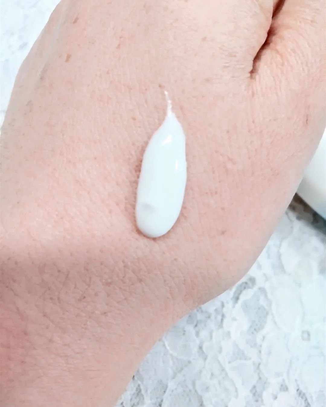 スキンアクア スーパーモイスチャージェル/スキンアクア/日焼け止めジェルを使ったクチコミ（2枚目）