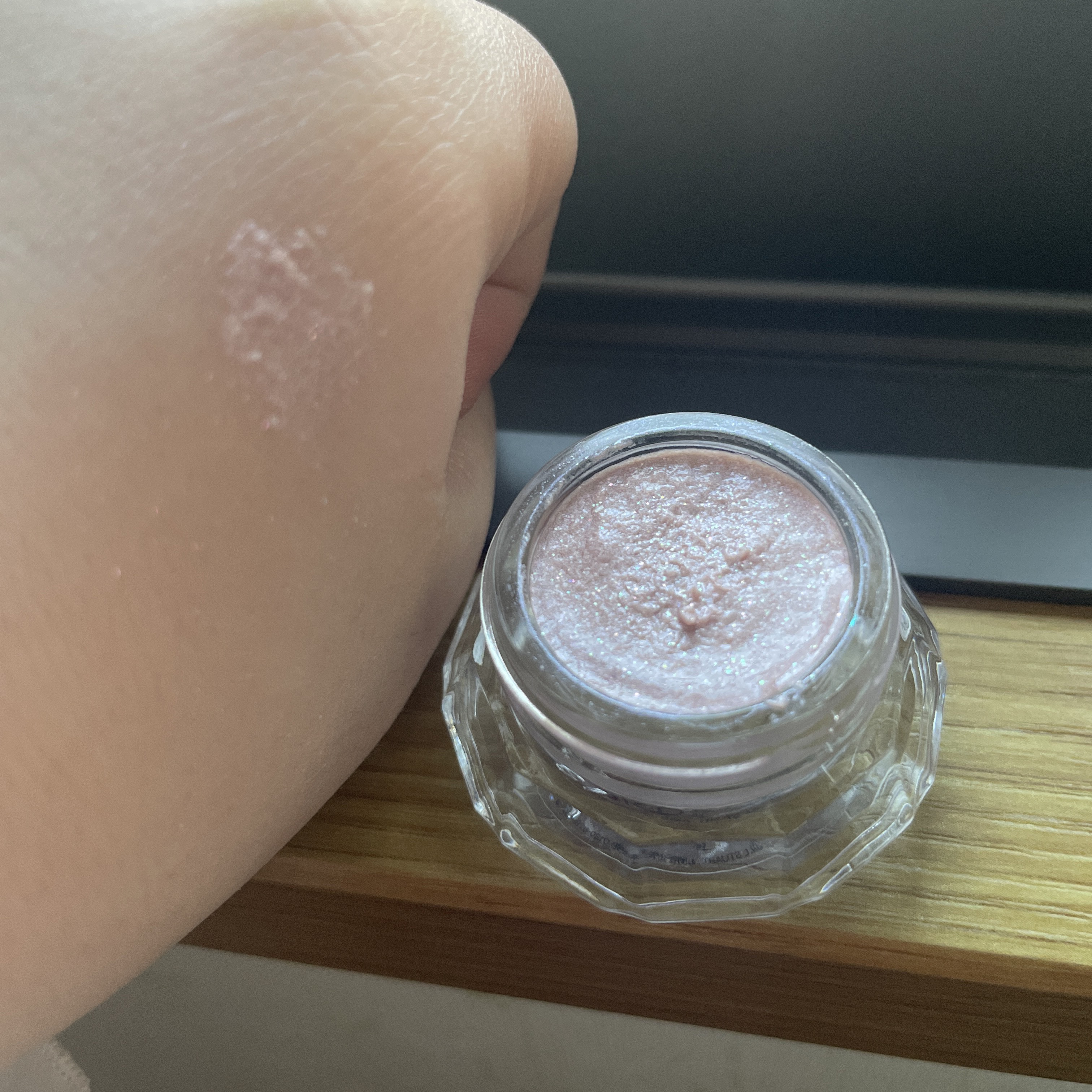 ジルスチュアート クリスタルブルーム ジェリービジュー/JILL STUART/ジェル・クリームアイシャドウを使ったクチコミ（3枚目）