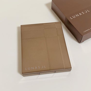 スキンモデリングアイズ/LUNASOL/アイシャドウパレットを使ったクチコミ（5枚目）