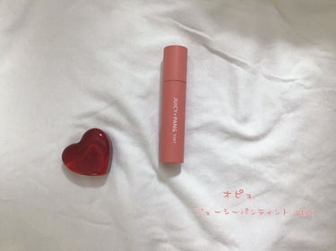 うる🛒𓈒𓂂𓏸 on LIPS 「超美少女粘膜色リップ見つけました/✄-------------..」（1枚目）