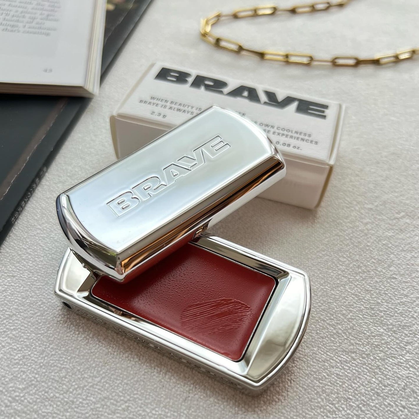 chimmy   on LIPS 「今年5月に日本上陸したBRAYEスタイリッシュなパッケージが目..」(4枚目)