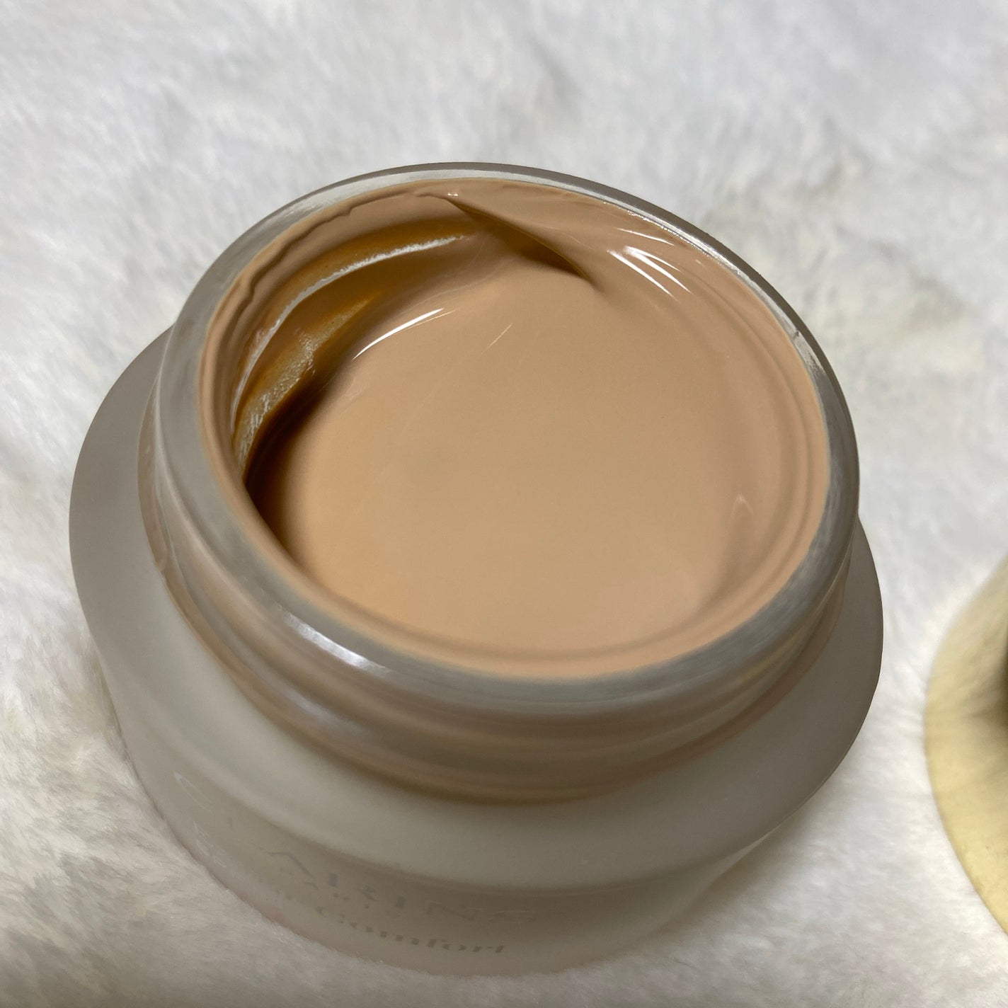 エクストラ コンフォート ファンデーション SPF15/CLARINS/クリーム・エマルジョンファンデーションを使ったクチコミ(3枚目)