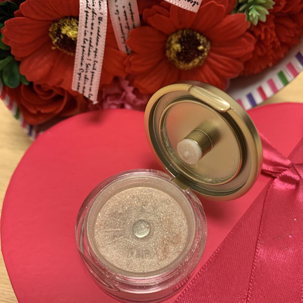 ミネラルピグメント パーリーベージュ/ONLY MINERALS/単色アイシャドウを使ったクチコミ（2枚目）