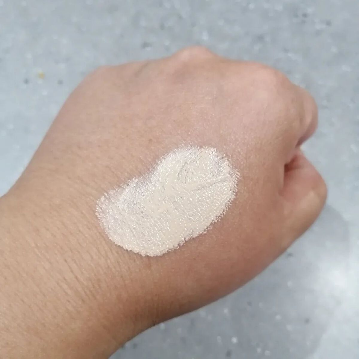 きらびか　ビューティーセラムファンデーション/KiraBika/リキッドファンデーションを使ったクチコミ（3枚目）