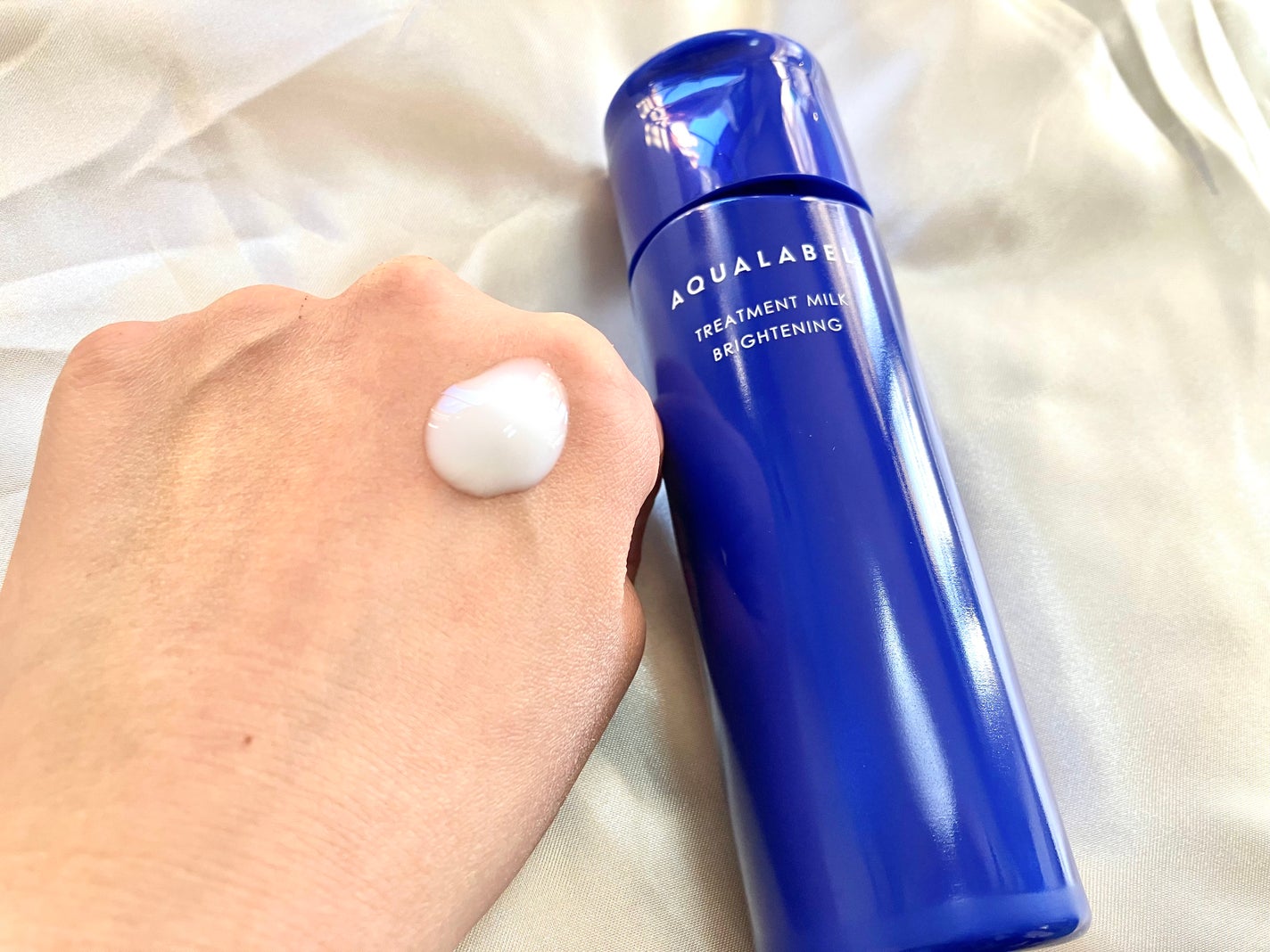 トリートメントミルク(ブライトニング)とてもしっとり/アクアレーベル/乳液を使ったクチコミ(4枚目)