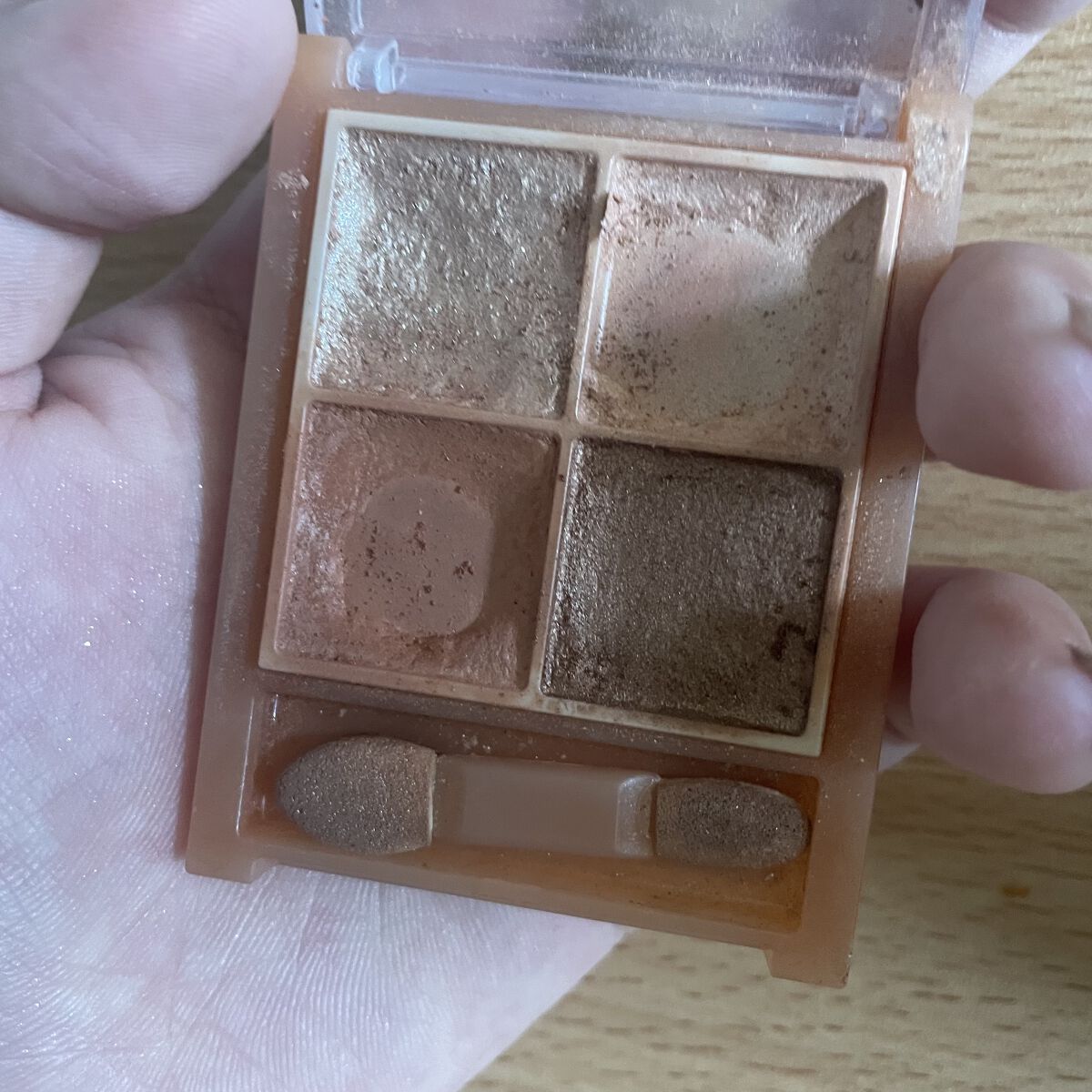 ベージュトーンアイシャドウ/CEZANNE/アイシャドウパレットを使ったクチコミ（3枚目）