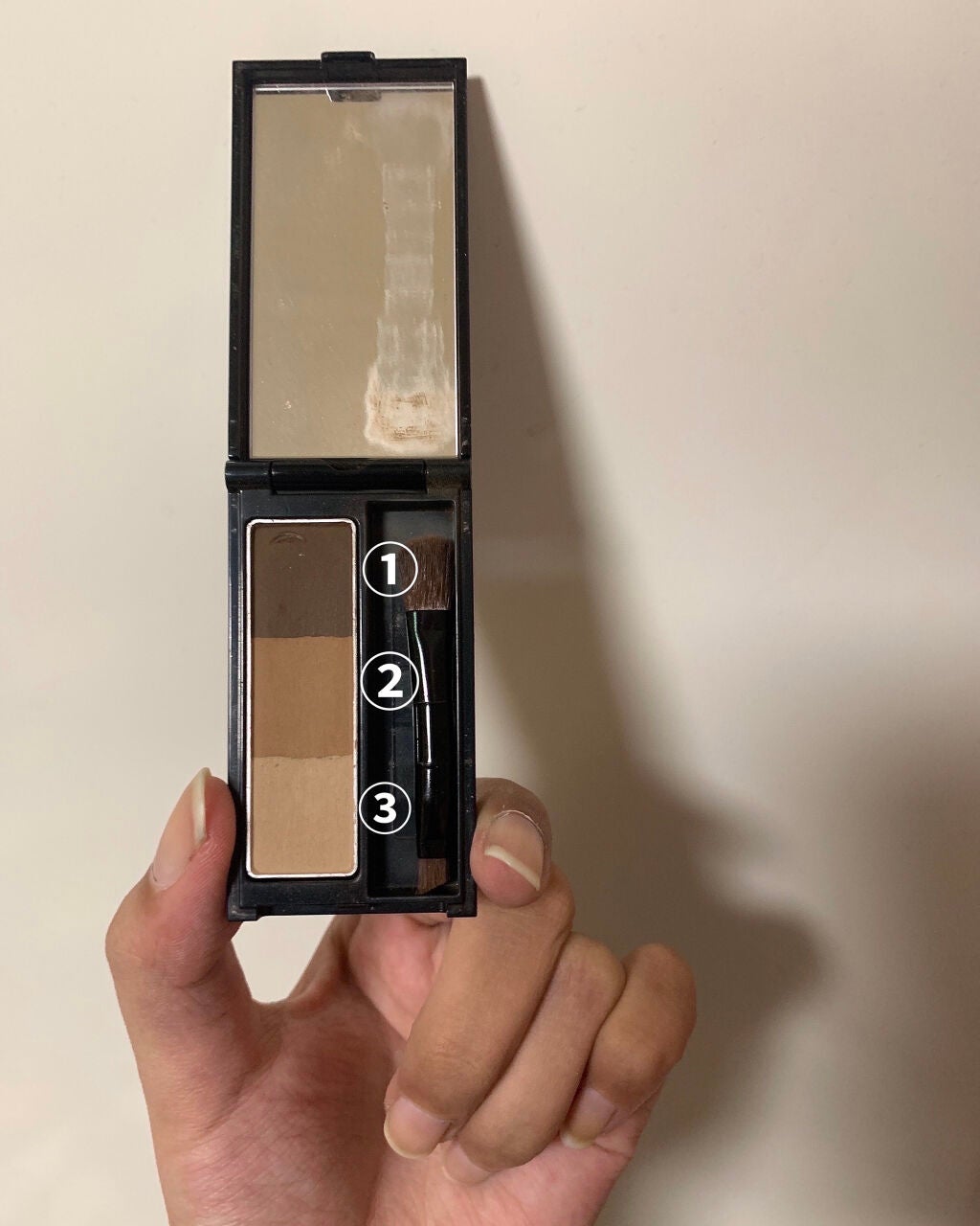 ケイト デザイニングアイブロウ3D/KATE/パウダーアイブロウを使ったクチコミ(2枚目)