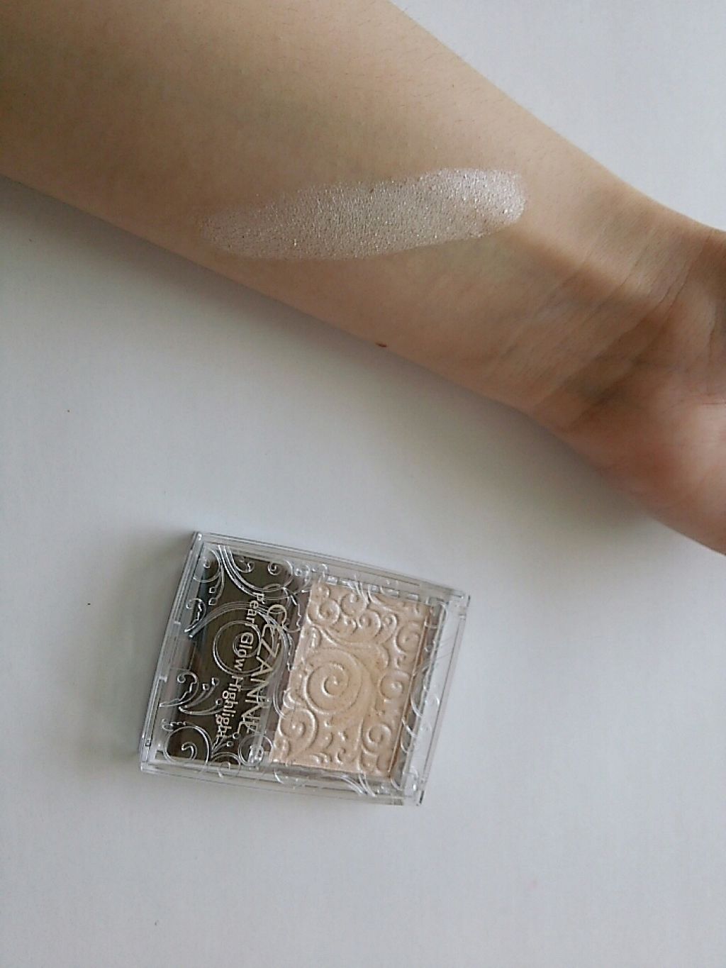 パールグロウハイライト/CEZANNE/パウダーハイライトを使ったクチコミ(3枚目)