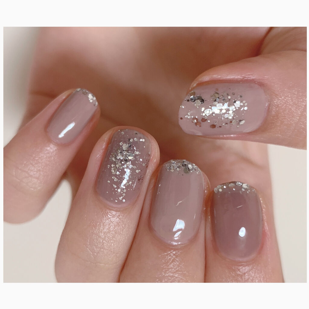 AT ネイルグリッター 03 シルバー/Art Collection/マニキュアを使ったクチコミ（2枚目）