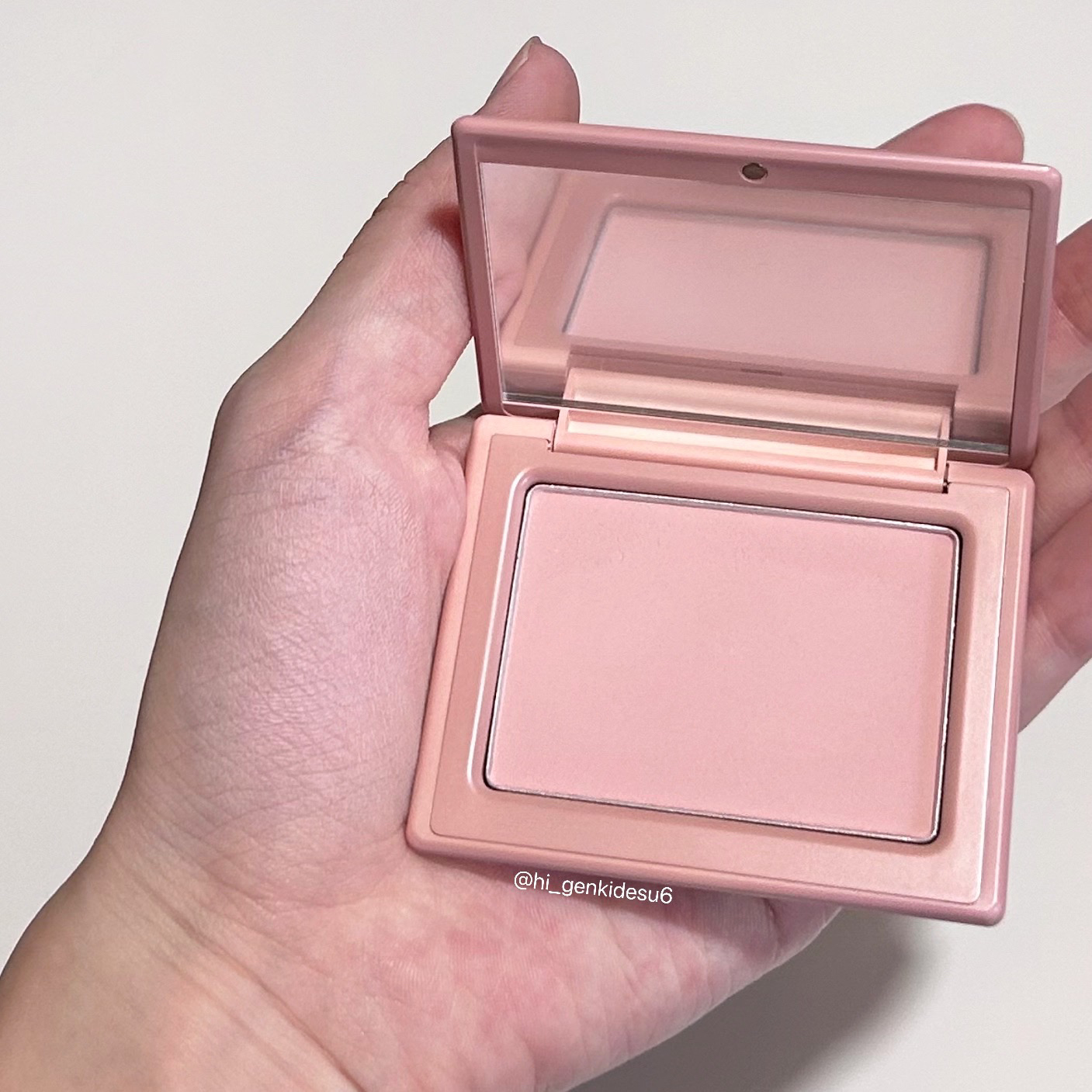 チークステイン ブラッシャー 08 モーブ ヘイズ/VDL/パウダーチークを使ったクチコミ（2枚目）