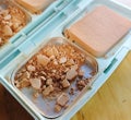 ファンデーションが割れたときの直し方!修復して再利用する対処法とリメイク術を紹介のサムネイル