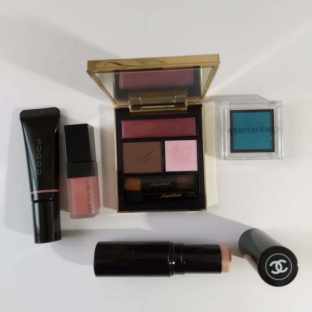 ホリデー アディクション サイレント ウィッシュⅠ/ADDICTION/メイクアップキットを使ったクチコミ（1枚目）