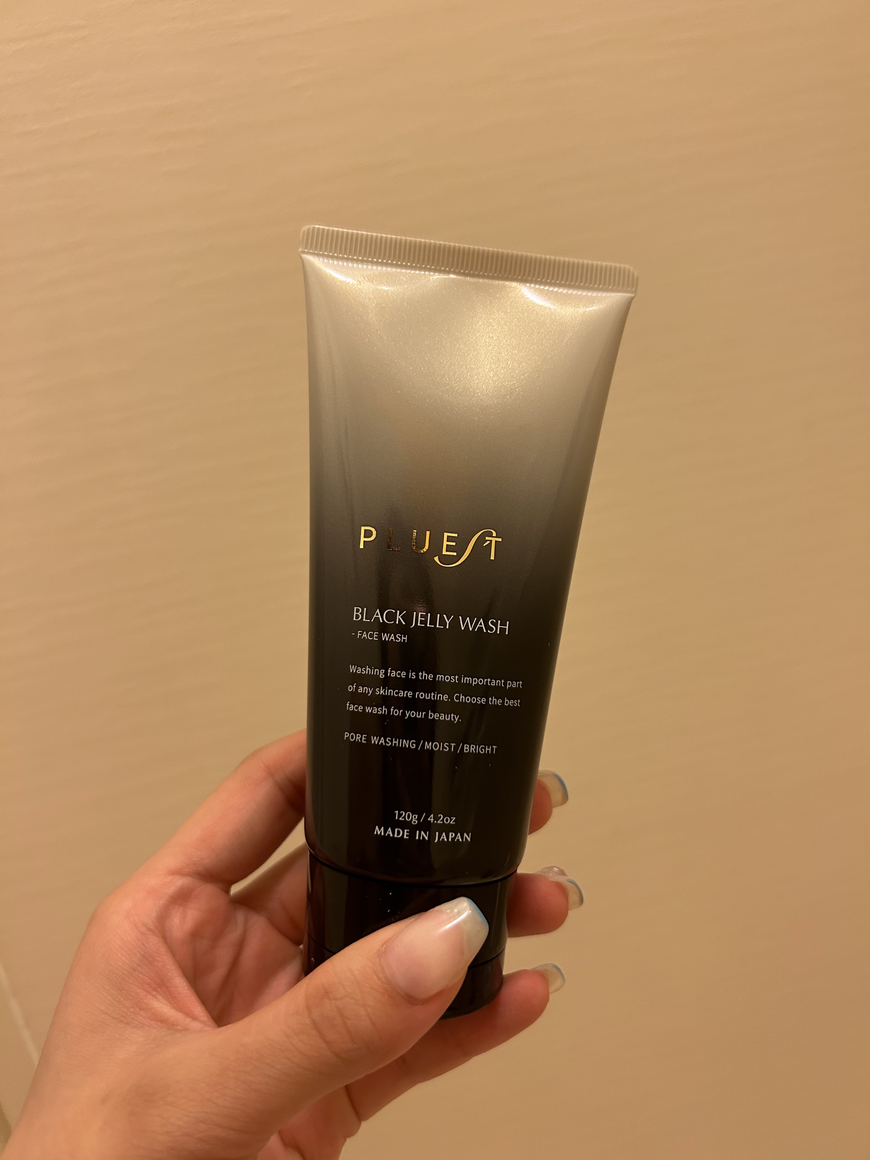 BLACK JELLY WASH（ブラックジェリーウォッシュ）/PLUEST/その他洗顔料を使ったクチコミ（1枚目）