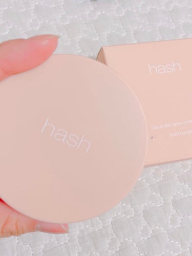 💗
hash 
・クラウドスキングロークッション


韓国メイクアップブランド
『hash』のクッションファンデ♡

SPF50+ PA++++と
紫外線ケアもできちゃう👍

ピンクのケースの
クラウド