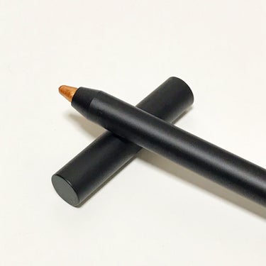 uneven カラーリングソフトアイライナーのクチコミ「uneven

COLORING SOFT EYELINER

DAYBREAK
SKIN B.....」（3枚目）