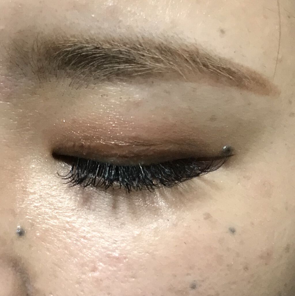 トーンアップアイシャドウ/CEZANNE/アイシャドウパレットを使ったクチコミ（3枚目）